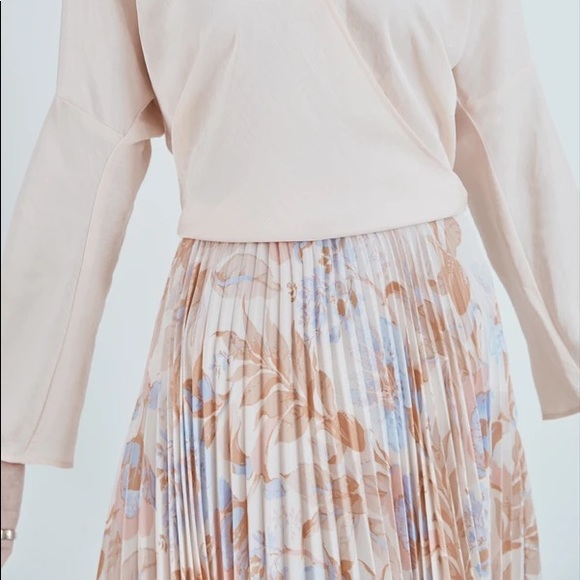 Vince Marine garden pleated midi skirt size 4 - Picture 2 of 12